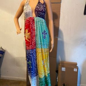 GENUINE THREADZ BANDANNA AND PAISLEY MAXI DRESS SIZE M WITE AQUA BLUE RED GREEN